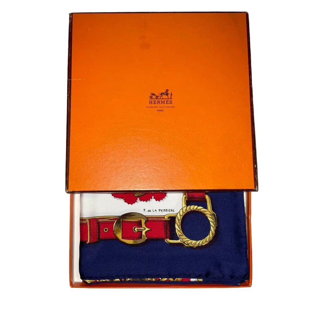 Hermes Scarf CARRE 90 "Cuiveeries" Carriage / Blue/ Red / Silk 100% NWT/BOX - Picture 3 of 16